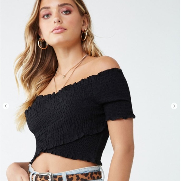 Forever 21 Tops - Forever21Off-the-Shoulder Smocked Crop Top Sz S